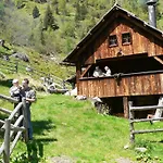Bio-bauernhof Auernig Obervellach