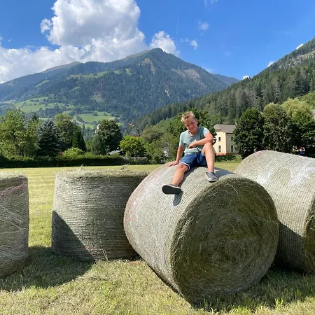 Farm stay Bio-bauernhof Auernig