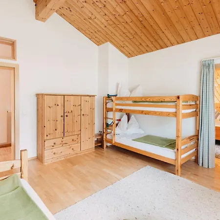Bio-bauernhof Auernig Farm stay Obervellach (Spittal an der Drau)