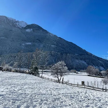 Bio-bauernhof Auernig Farm stay *